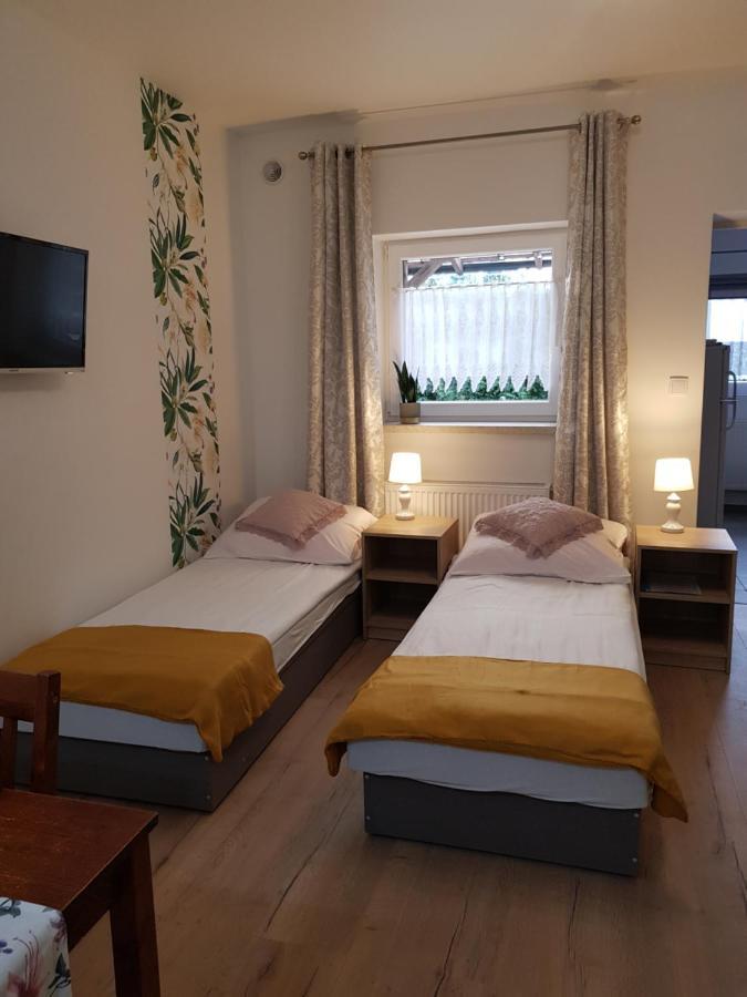 Goscinne Nad Zlotym Potokiem Lodge Jarnoltowek